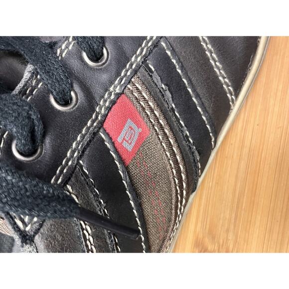 DAY FIVE Revolution Shoes Mens Size 8M Gray Black Sneakers Skater Casual - Picture 3 of 11